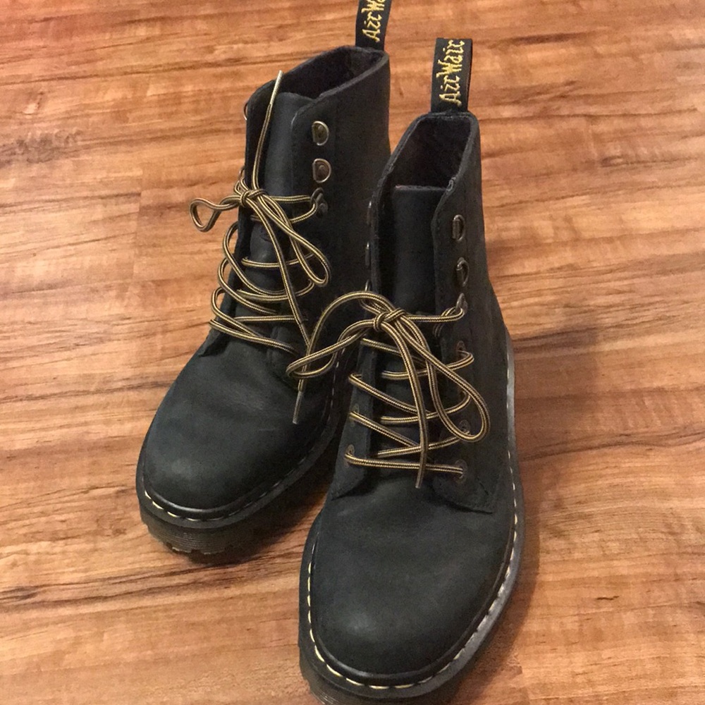 Dr. Martens Luana